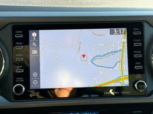 Used 2023 Toyota Tacoma TRD Sport image 33