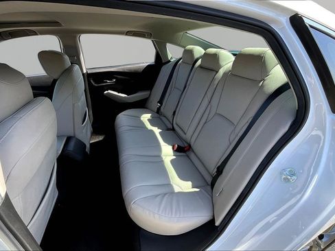 Used 2024 Honda Accord EX image 18