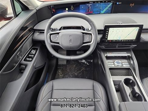 New 2026 Lincoln Nautilus Premier image 7