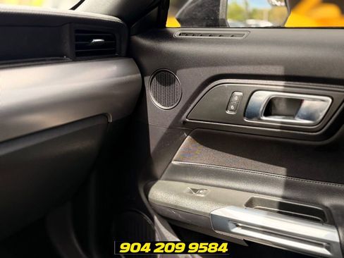 Used 2019 Ford Mustang GT w/ Equipment Group 301A RWD image 17