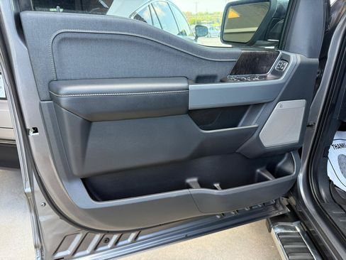 Used 2022 Ford F150 Lariat AWD/4WD image 8