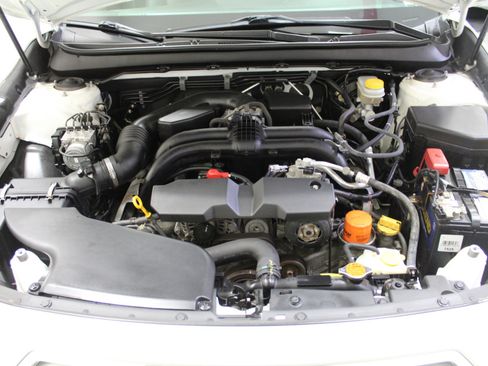 Used 2016 Subaru Legacy 2.5i Limited image 36