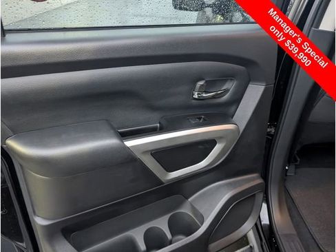 Certified 2024 Nissan Titan SV w/ SV Convenience Package image 13
