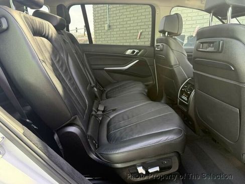 Used 2021 BMW X7 xDrive40i image 41