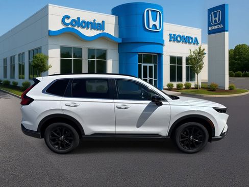 Used 2024 Honda CR-V Sport image 9