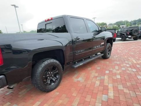 Used 2017 Chevrolet Silverado 1500 LTZ Z71 w/ LTZ Plus Package AWD/4WD image 9