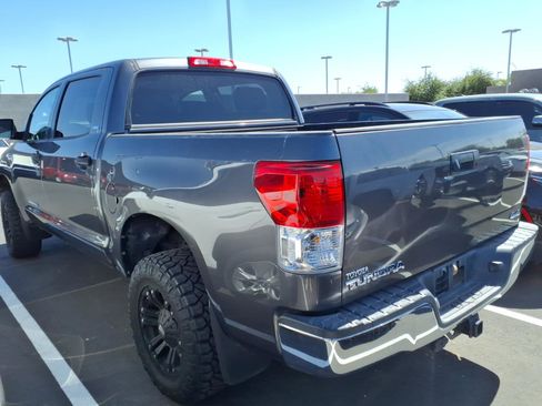 Used 2011 Toyota Tundra 4x4 CrewMax w/ SR5 Pkg image 4