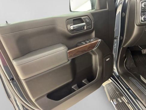 Used 2022 GMC Sierra 1500 SLT w/ SLT Premium Plus Package image 13