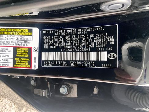 Used 2025 Toyota Camry SE w/ Convenience Package FWD image 34
