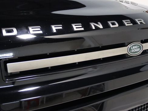 Used 2023 Land Rover Defender 90 X AWD/4WD image 28