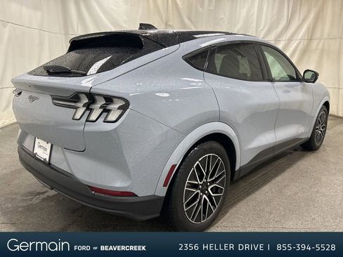 Used 2025 Ford Mustang Mach-E Premium image 3