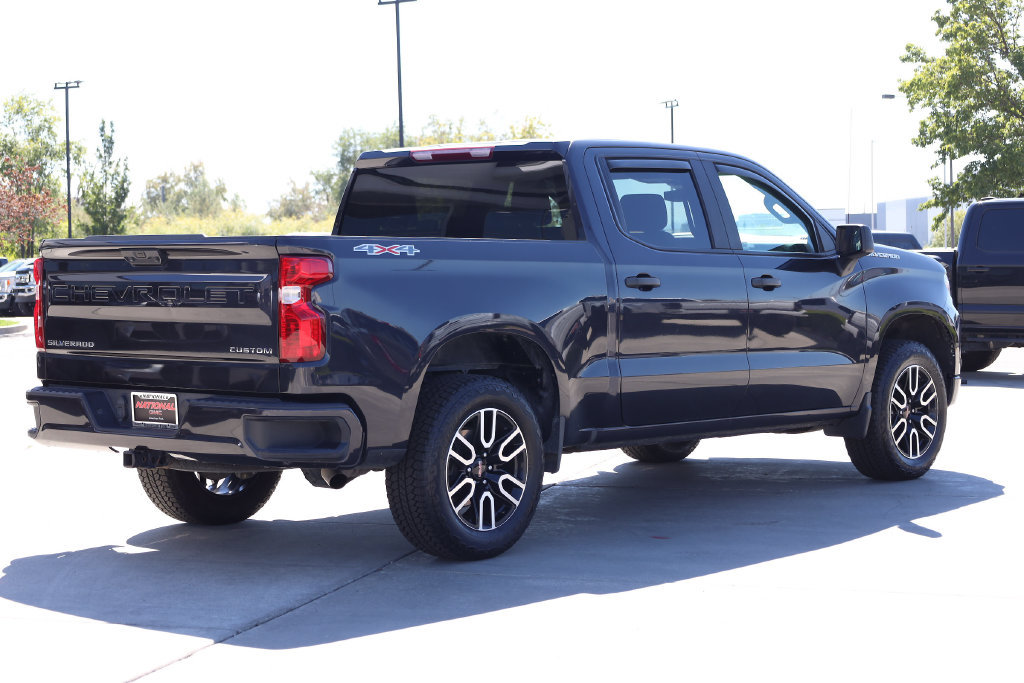 Used 2022 Chevrolet Silverado 1500 Custom AWD/4WD image 6