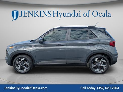 New 2026 Hyundai Venue SEL image 6