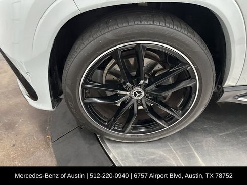 Certified 2024 Mercedes-Benz GLS 580 4MATIC image 36