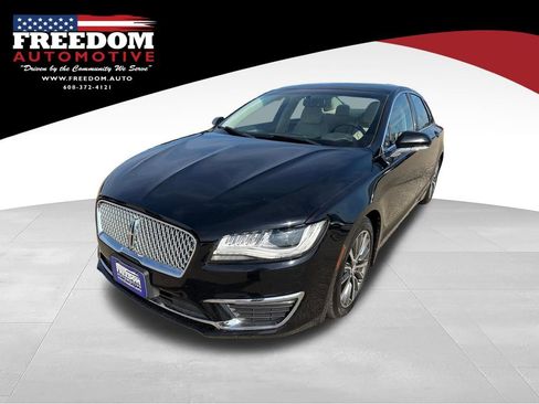 Used 2017 Lincoln MKZ Premiere AWD/4WD image 1