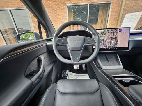 Used 2023 Tesla Model X Plaid AWD/4WD image 4
