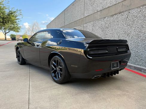 Used 2023 Dodge Challenger SXT w/ Blacktop Package RWD image 4