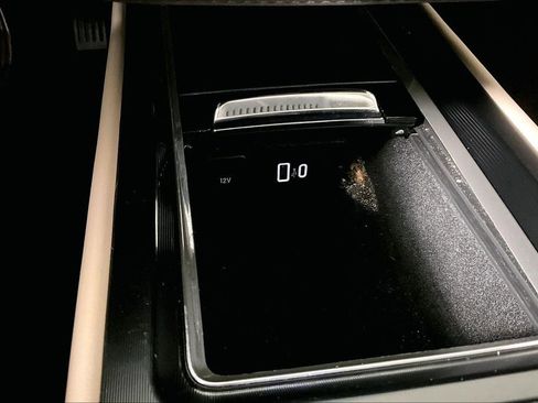 Used 2022 Lincoln Corsair FWD w/ Equipment Group 101A image 34