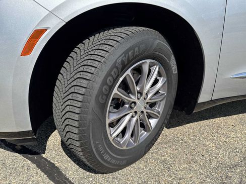 Certified 2022 Buick Enclave Premium AWD/4WD image 4