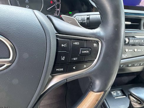 Certified 2024 Lexus ES 300h w/ Accessory Package (Z1) FWD image 28