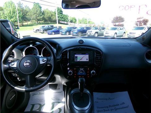 Used 2014 Nissan Juke SL AWD/4WD image 9