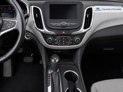 Used 2020 Chevrolet Equinox LT w/ Driver Convenience Package AWD/4WD image 10