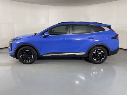 New 2026 Kia Sportage EX w/ EX Panorama Roof Package image 5