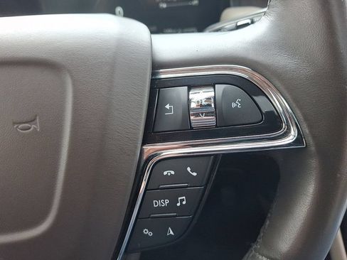 Certified 2022 Lincoln Nautilus Reserve AWD/4WD image 23