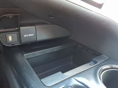 Used 2020 Toyota Camry SE w/ Audio Package image 29