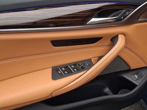 Certified 2023 BMW 540i xDrive w/ Premium Package image 8