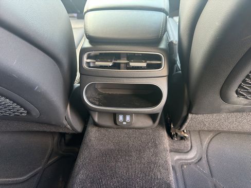 Used 2025 Genesis GV70 2.5T AWD/4WD image 16
