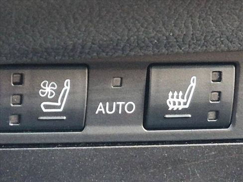Used 2023 Lexus ES 350 w/ Premium Package FWD image 16