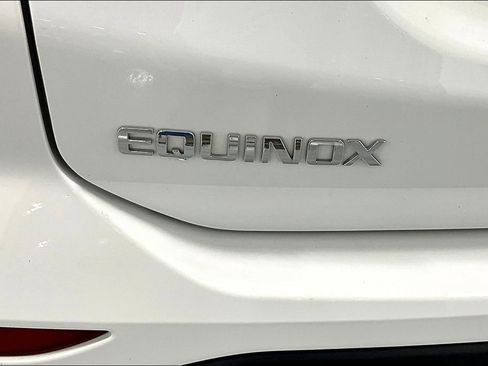 Used 2024 Chevrolet Equinox LT image 42
