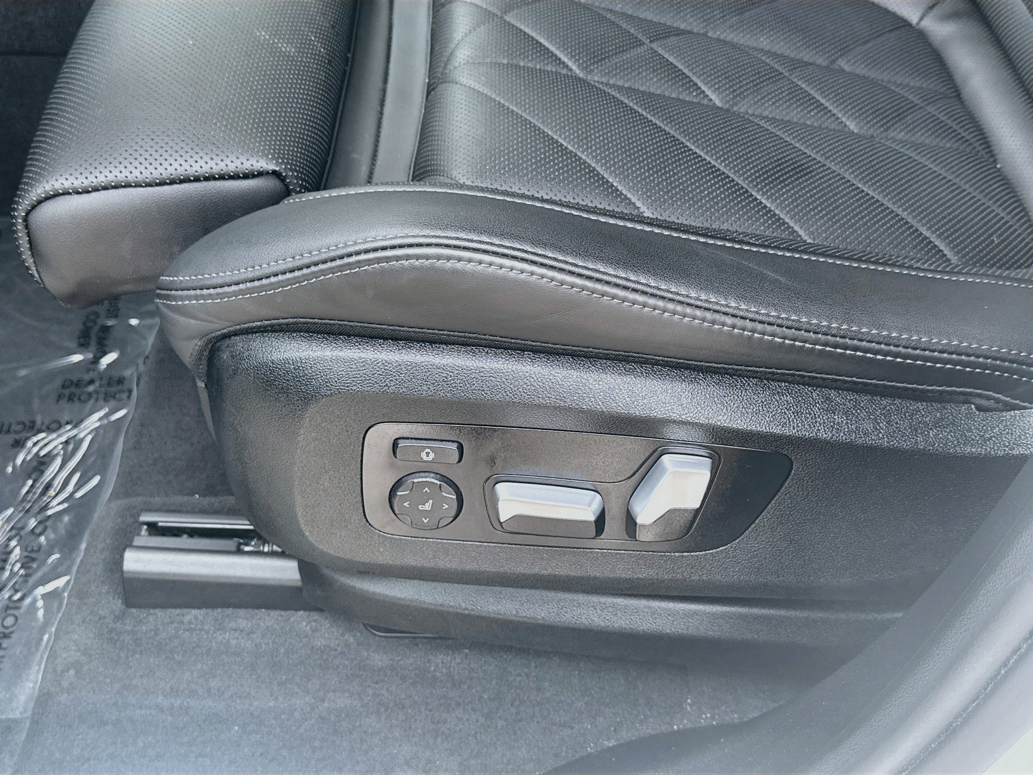 Used 2024 BMW X5 sDrive40i w/ Premium Package RWD image 18