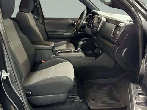 Used 2023 Toyota Tacoma TRD Sport image 25