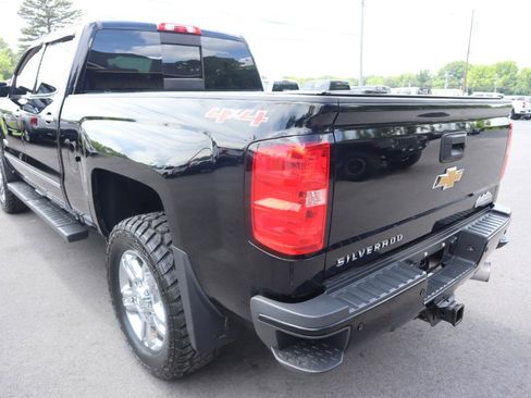 Used 2017 Chevrolet Silverado 2500 High Country AWD/4WD image 7