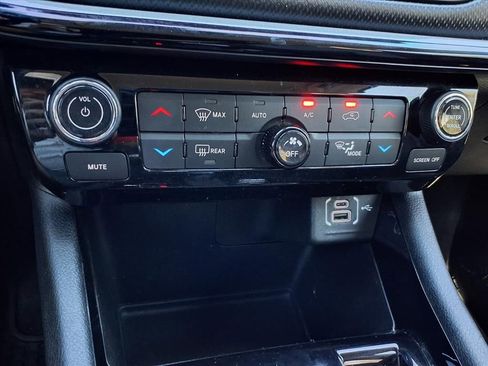 Used 2022 Jeep Compass Trailhawk w/ Trailhawk Convenience Group image 20