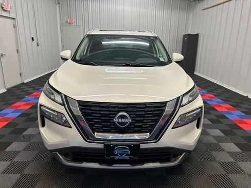 Used 2023 Nissan Rogue SL w/ SL Premium Package AWD/4WD image 9
