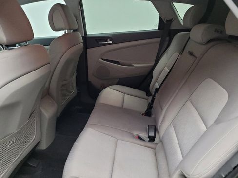 Used 2016 Hyundai Tucson SE w/ Option Group 02 image 18