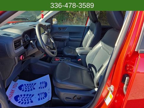 Used 2023 Ford Maverick Lariat w/ Lariat Luxury Package image 9