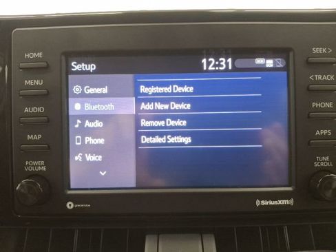 Used 2021 Toyota RAV4 XLE w/ Convenience Package image 27