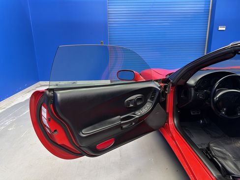 Used 1997 Chevrolet Corvette Coupe image 10