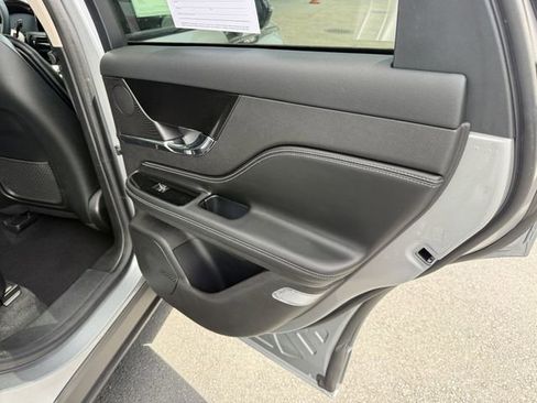 Certified 2023 Lincoln Corsair AWD w/ Equipment Group 101A image 32