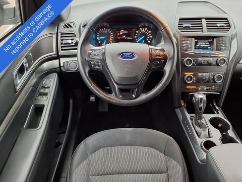 Used 2019 Ford Explorer XLT image 13
