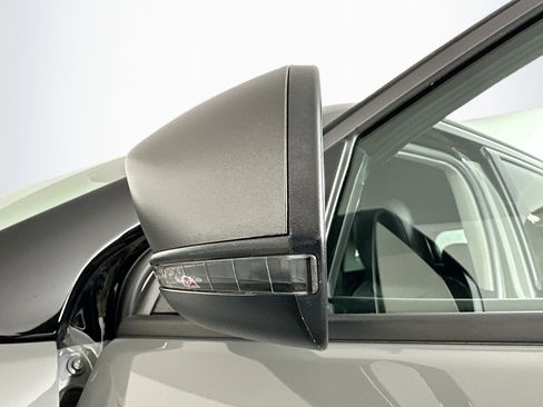 Used 2020 Jeep Compass Trailhawk w/ Cold Weather Group image 16