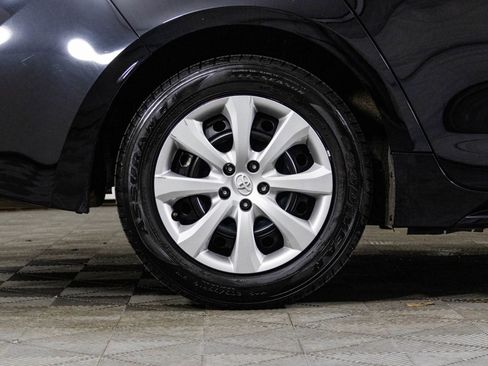 Used 2024 Toyota Corolla LE image 40