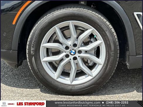 Used 2019 BMW X5 xDrive40i w/ Convenience Package AWD/4WD image 10
