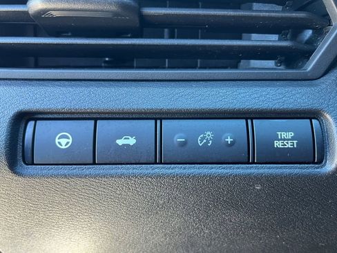 Used 2020 Nissan Altima 2.5 Platinum image 12