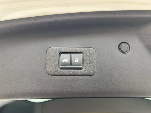 Used 2024 Nissan Armada SL w/ Midnight Edition Package RWD image 16