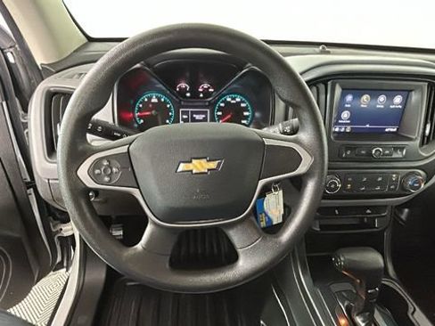 Used 2021 Chevrolet Colorado W/T w/ WT Convenience Package RWD image 15